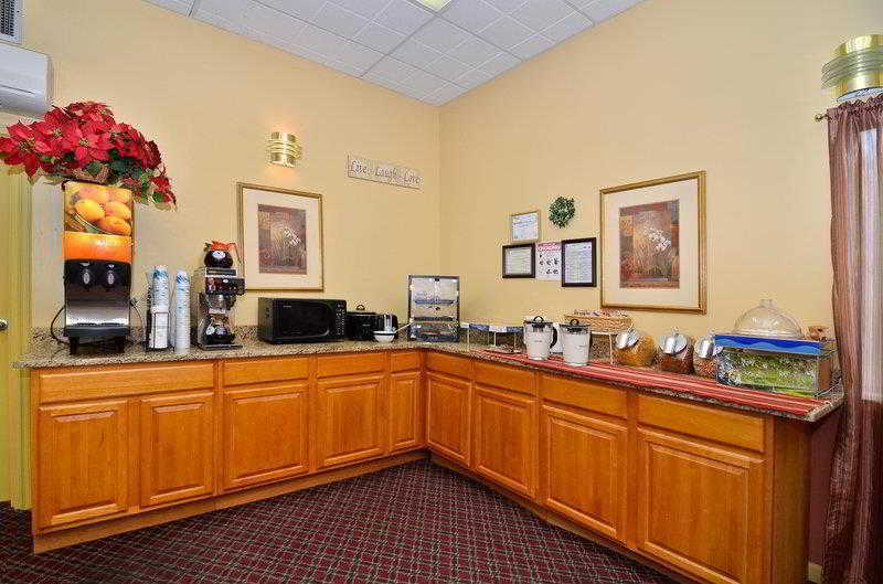 Econo Lodge Inn & Suites Fort Oglethorpe Exterior photo